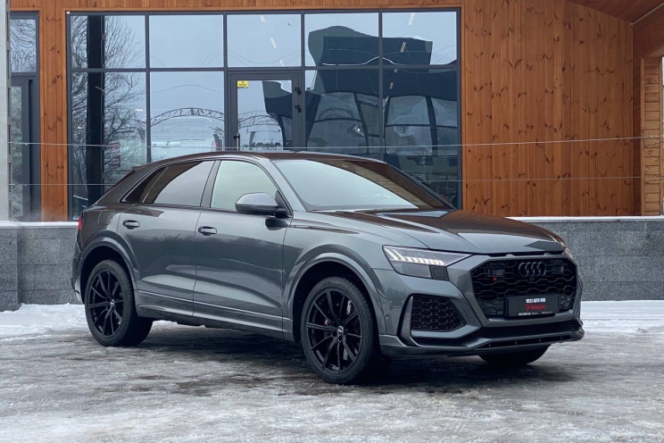 Audi RS Q8 2022 photo
