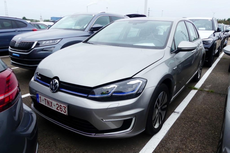Volkswagen e-Golf 2018 фото