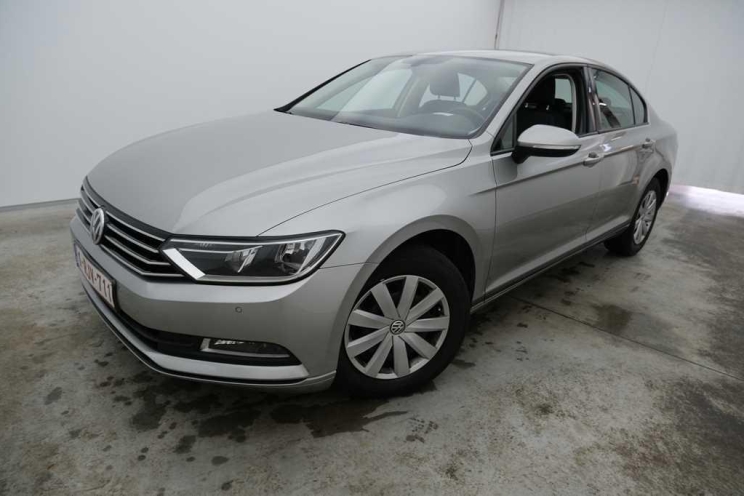 Volkswagen Passat 2017 photo