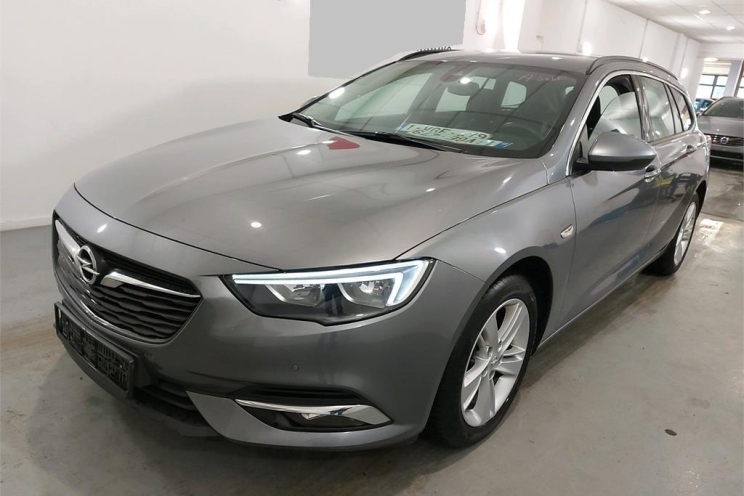 Opel Insignia Sports Tourer 2018 photo