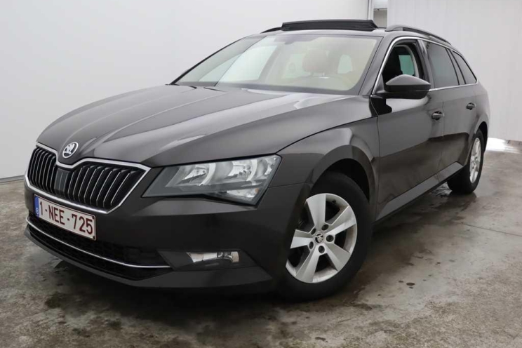 Skoda Superb Combi 2016 фото