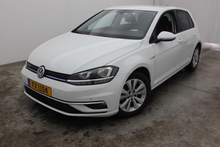 Volkswagen Golf 2019 фото