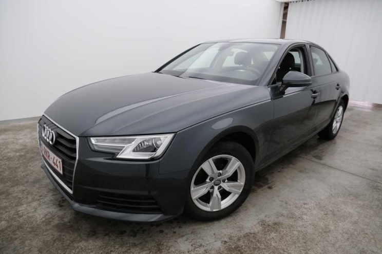 Audi A4 2017 фото