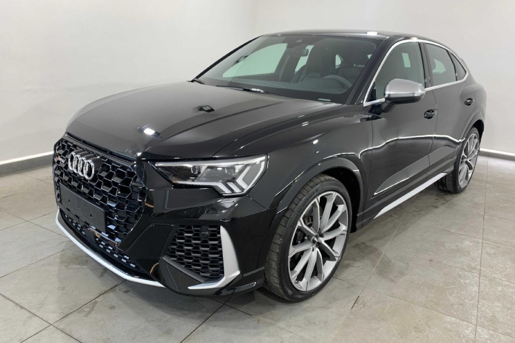 Audi RS Q3 2019 photo