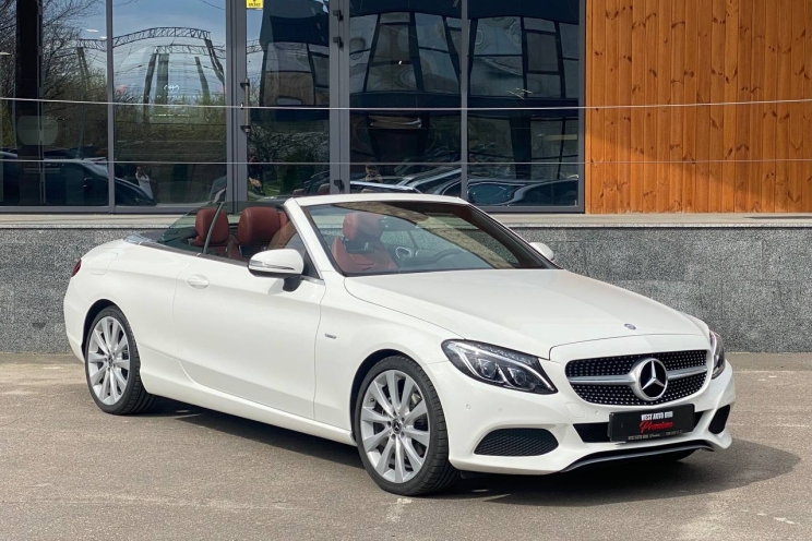 Mercedes-Benz C 200 Edition 1 2017 photo