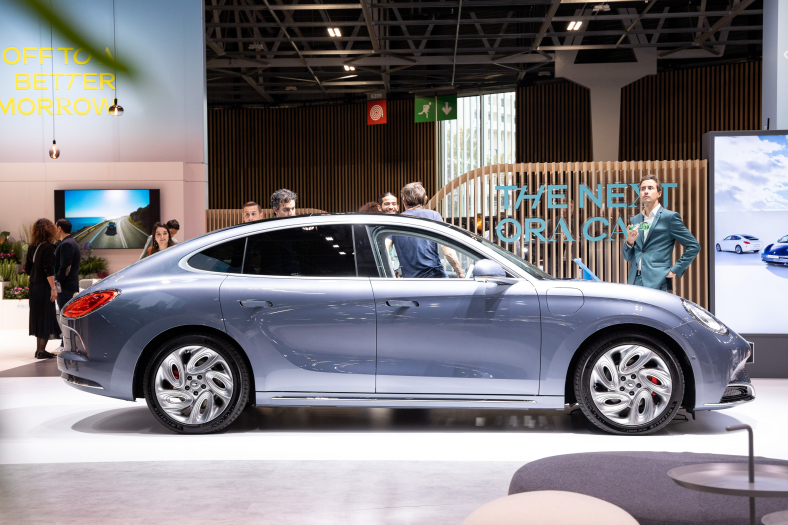 Паризький автосалон 2022: нові підходи, тренди, підсумки фото Паризький автосалон 2022: нові підходи, тренди, підсумки фото 7