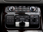 Audi A8 2014 photo 17