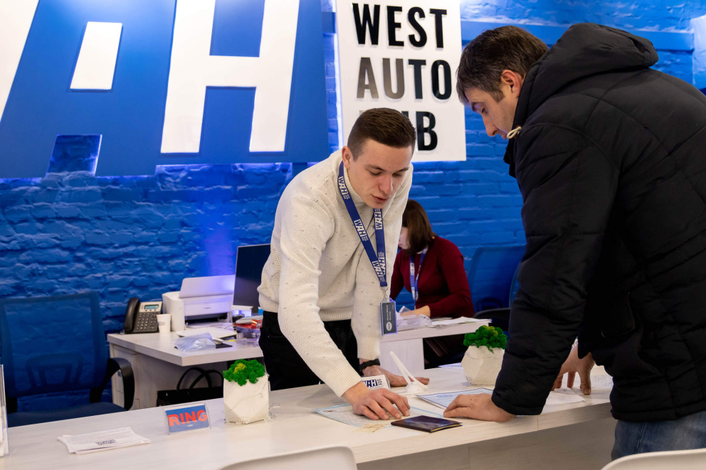 Мобільний додаток WAH – усе необхідне в телефоні! фото Мобільний додаток WAH – усе необхідне в телефоні! фото