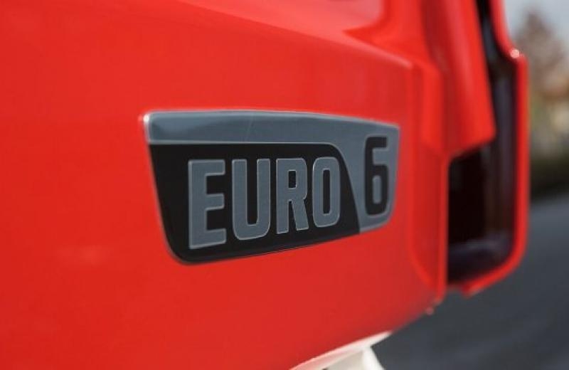 Покваптесь з «пригоном» - до введення «Євро-6» залишилось зовсім небагато фото Покваптесь з «пригоном» - до введення «Євро-6» залишилось зовсім небагато фото