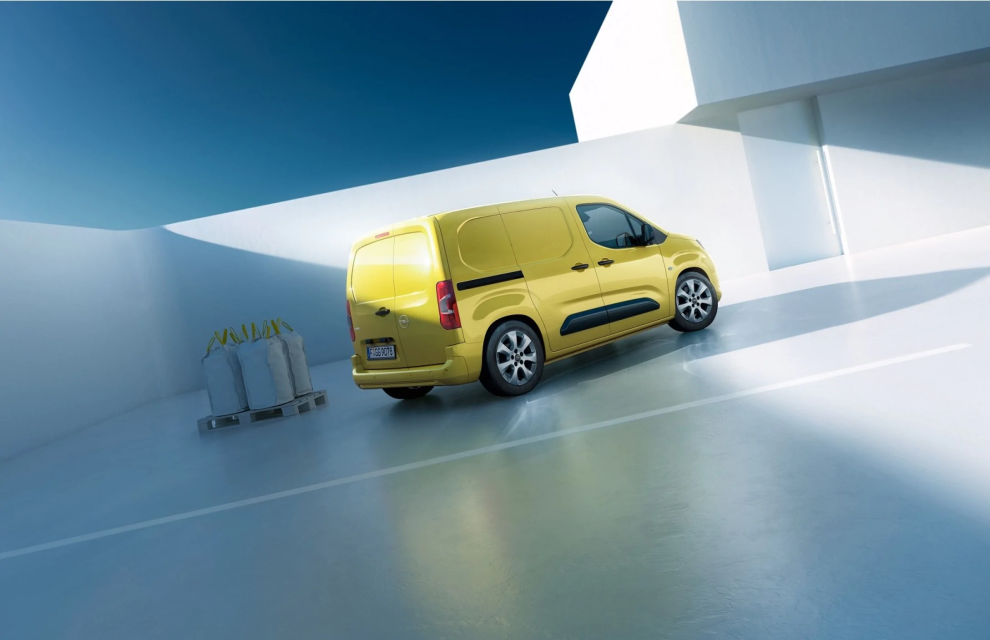 Новий електричний фургон Opel Combo-e Cargo на українському ринку: деталі та ціни фото Новий електричний фургон Opel Combo-e Cargo на українському ринку: деталі та ціни фото 2