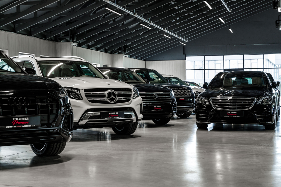 WEST AUTO HUB Premium is a treasure for connoisseurs of exclusive and premium cars photo WEST AUTO HUB Premium is a treasure for connoisseurs of exclusive and premium cars photo 1